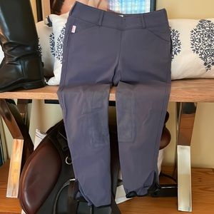 EQUESTRIAN- Tailored Sportsman Trophy Hunter 26 SHORT